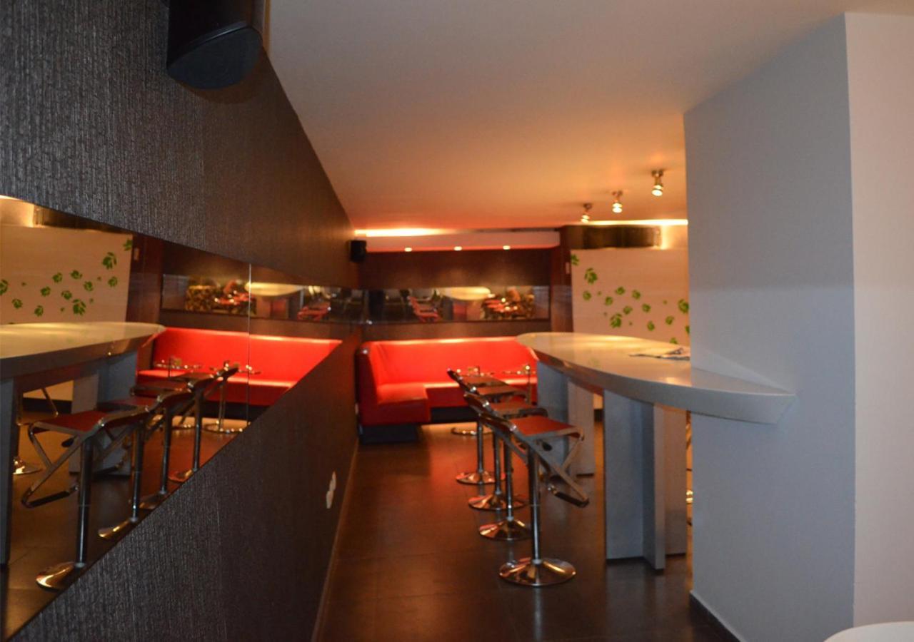 San Simon Hotel Pereira By Soratama Екстер'єр фото The interior of the restaurant